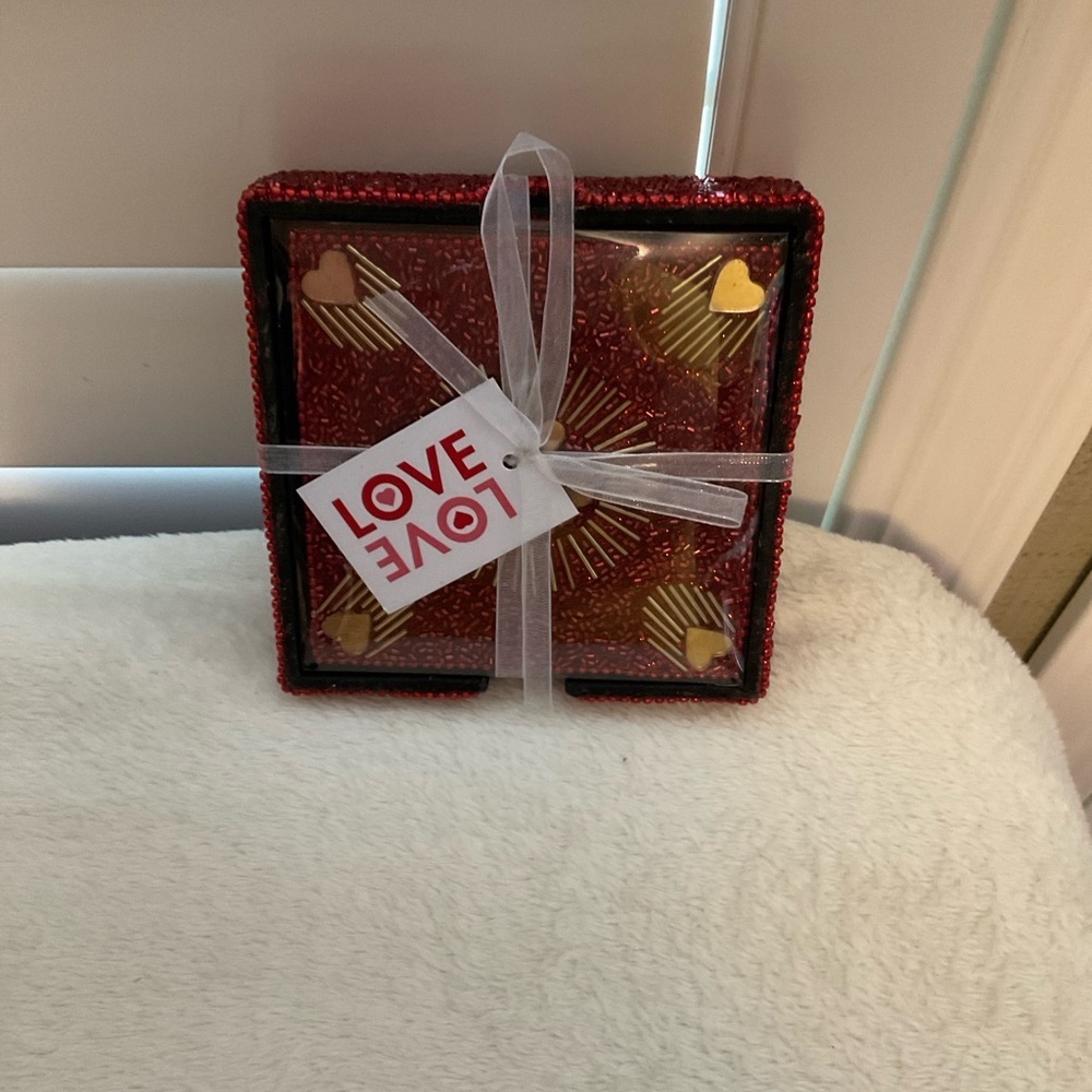 Red and Gold Holiday Decor Set